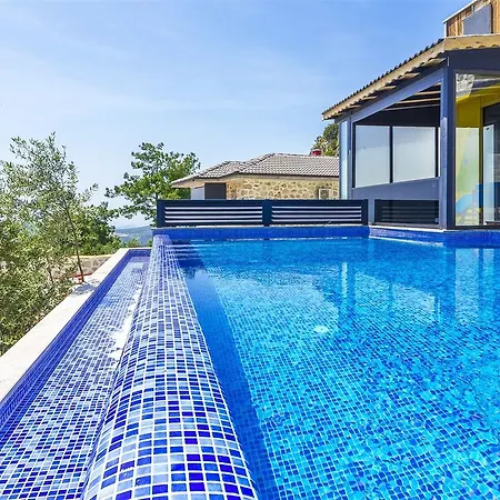 Askim Vila Kalkan